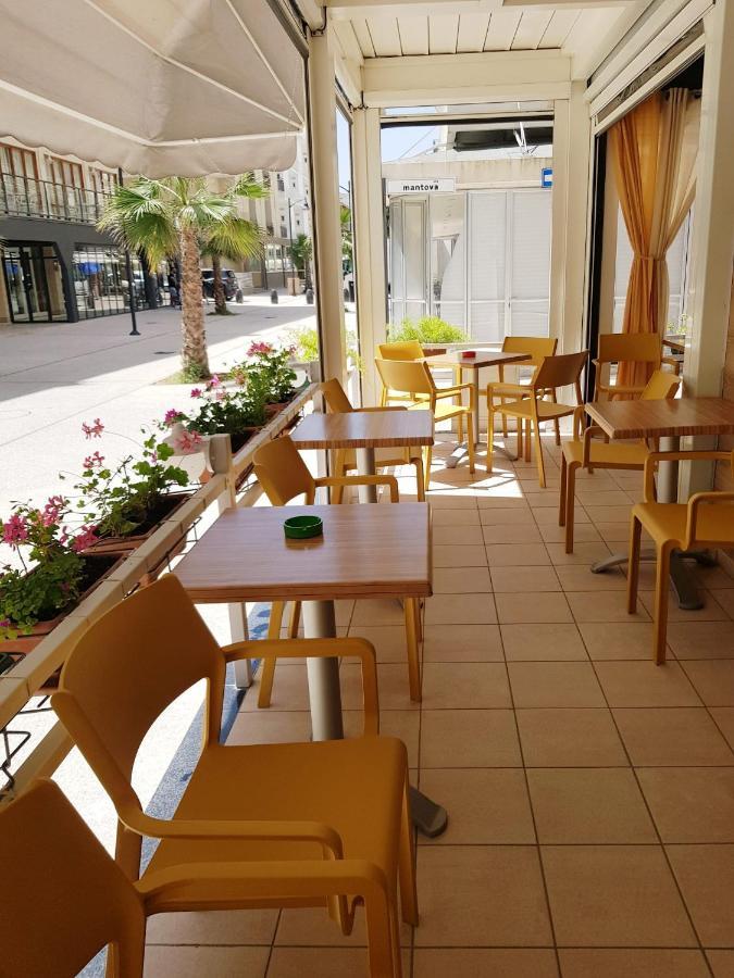 Hotel La Plage Cattolica Eksteriør bilde