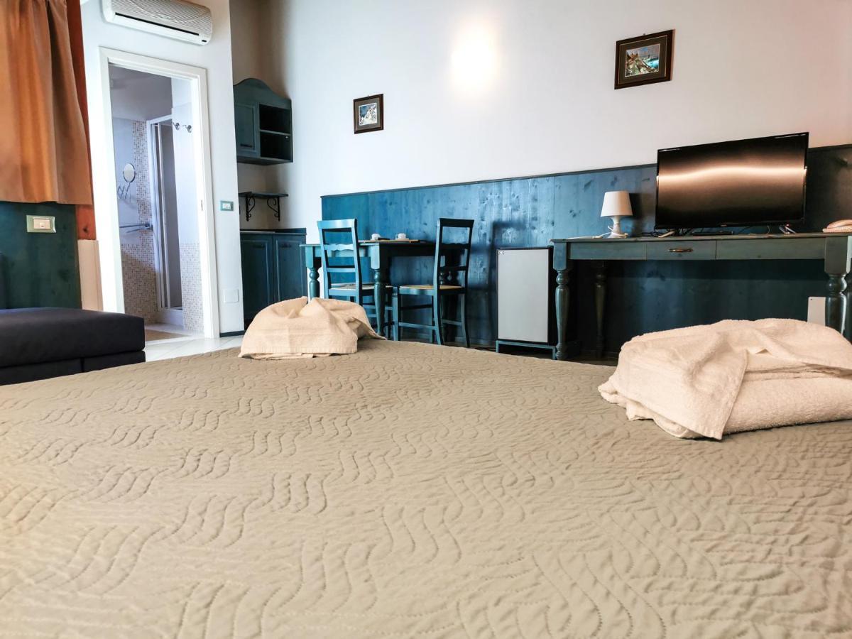 Hotel La Plage Cattolica Eksteriør bilde
