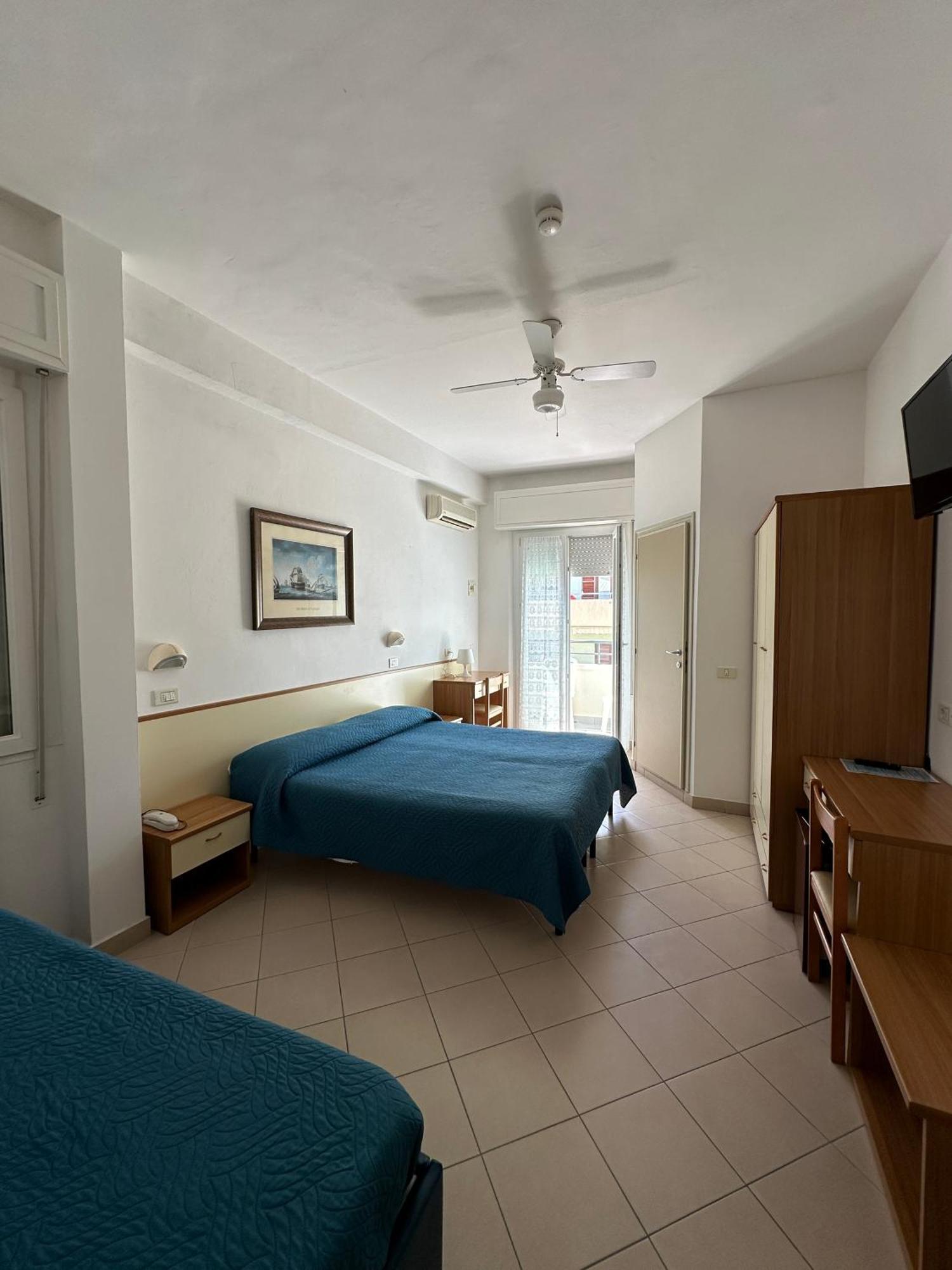 Hotel La Plage Cattolica Eksteriør bilde