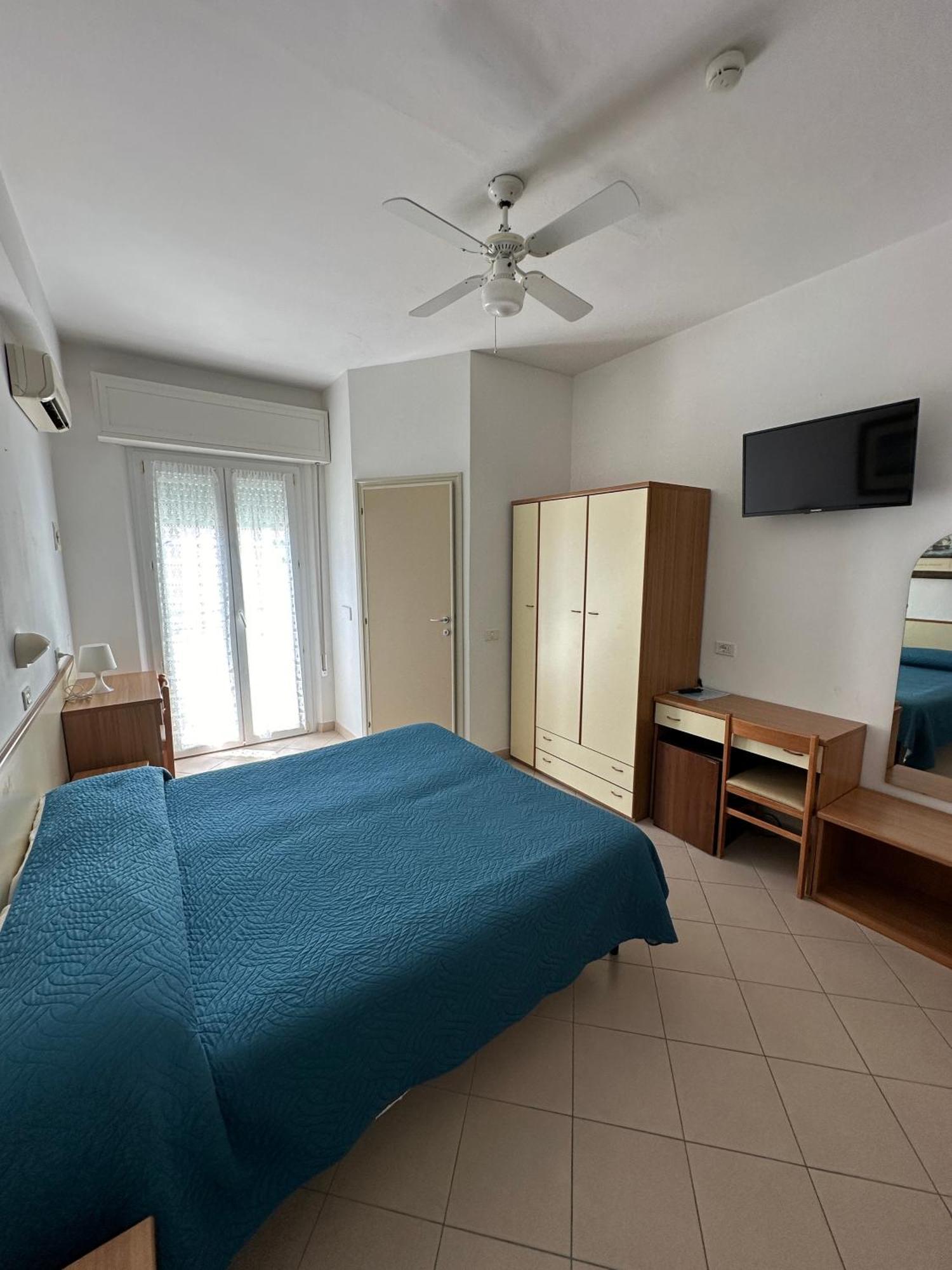 Hotel La Plage Cattolica Eksteriør bilde