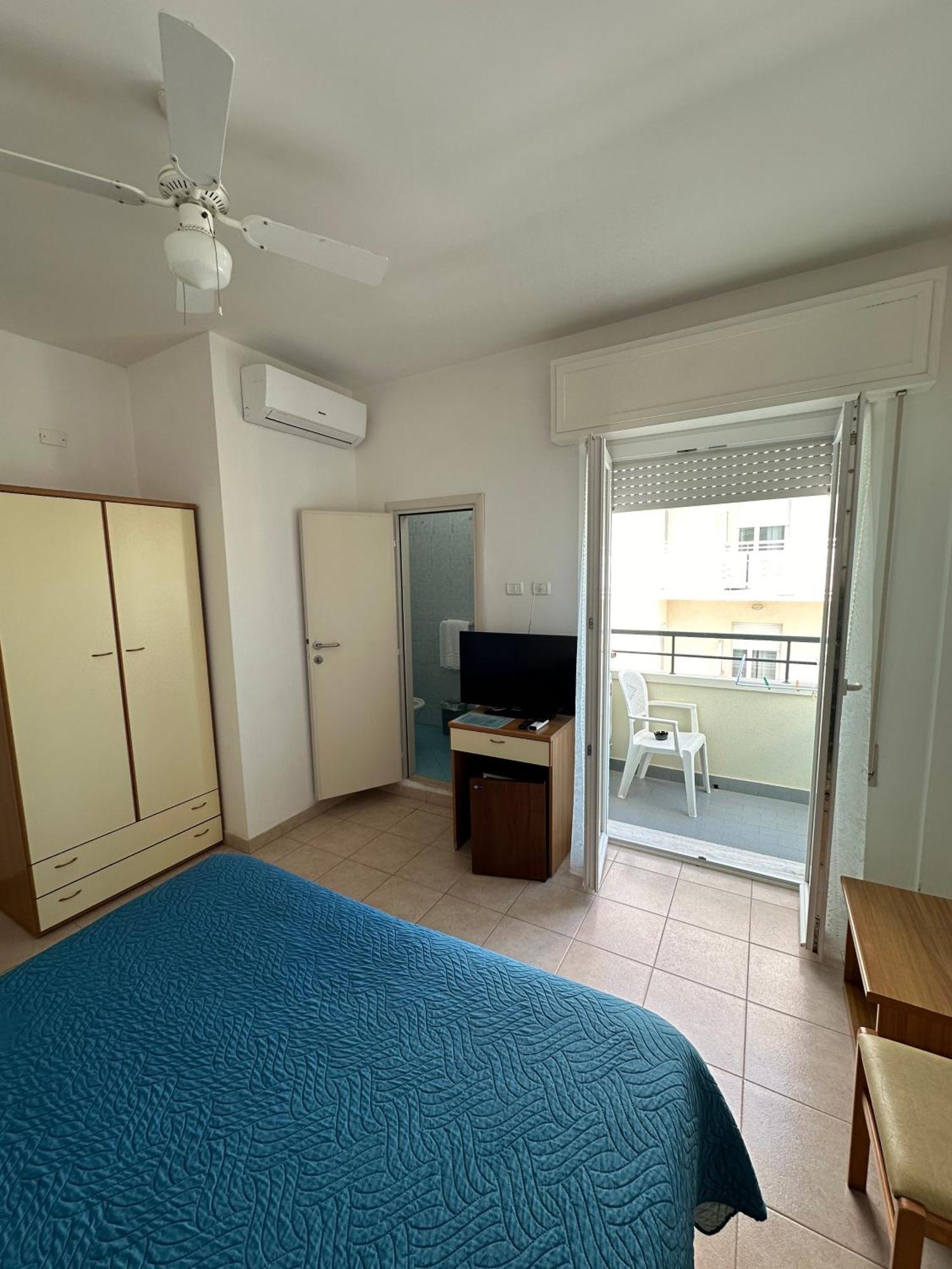 Hotel La Plage Cattolica Eksteriør bilde